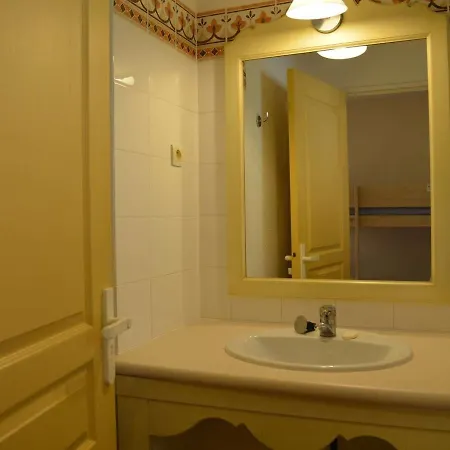 6 Couchages Avec Piscine Et Parking Aux Issambres - Fr-1-226-386 Apartment Les Issambres